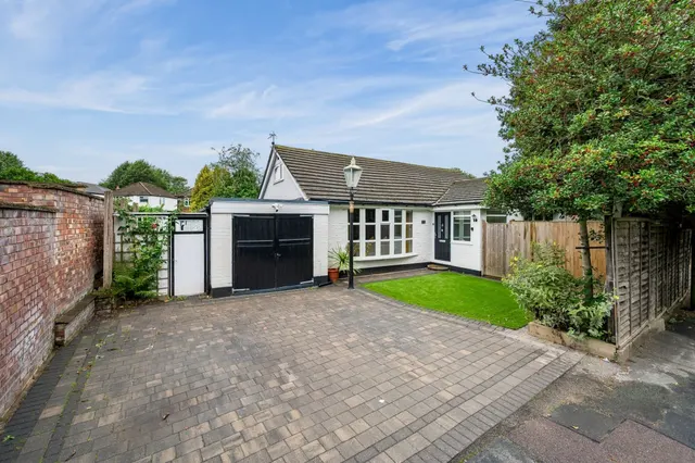 Heathbank Road, Cheadle, photo 1