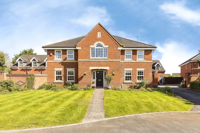 Barnston Court, Mickle Trafford, CH2, photo 3
