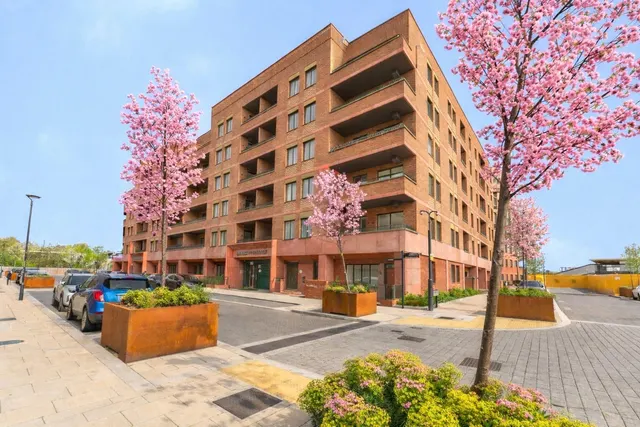 Oxeye Way, London, N18, photo 1