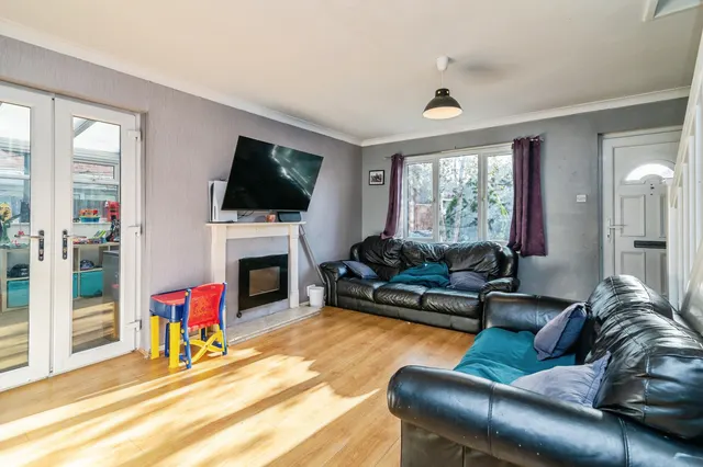 Dean Close, Nottingham, NG8, photo 3