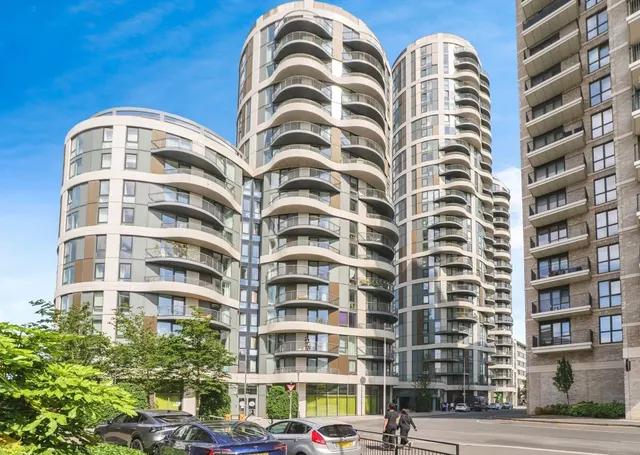 Cambridge Road, Barking, IG11, photo 1