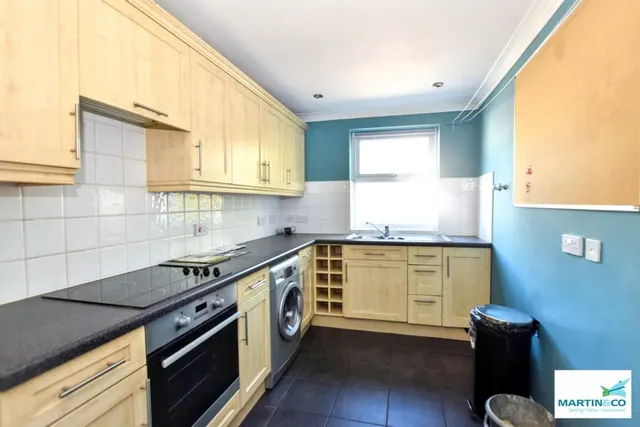 Photo 3 — Queens Park Court, Hinckley