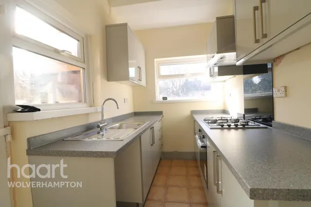 Lynton Avenue, Wolverhampton, WV6, photo 3