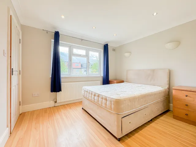 Montana Road, London, SW17, photo 2