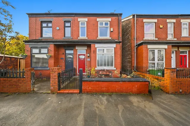 Vicarage Road, Stockport, SK3, photo 1