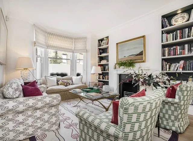 Photo 2 — Burnaby Street, Chelsea, SW10