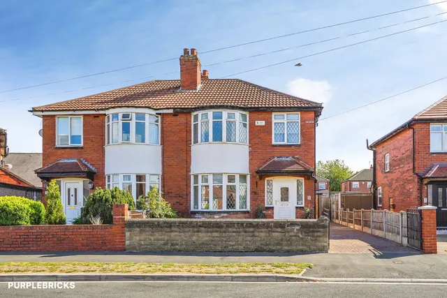 Moor Flatts Avenue, Leeds, LS10, photo 1