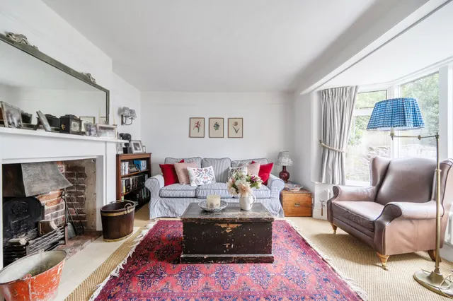 Petworth Road, Haslemere, GU27, photo 3