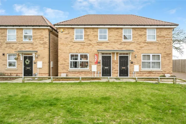 Saxon Avenue, Hatfield, DN7, photo 1