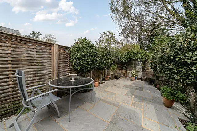 Photo 2 — Bridgewater Terrace, Windsor, SL4