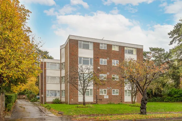 16 Oakfield Court, 252 Pampisford Road, South Croydon, photo 1