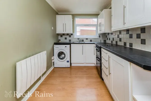 Beech Farm Drive, Tytherington, SK10, photo 3
