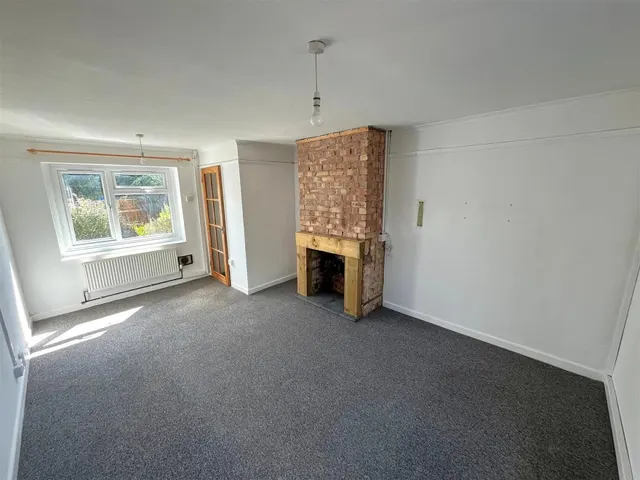 Vauxhall, Newent, GL18, photo 2