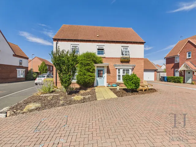 Foxglove Way, Cotgrave, NG12, photo 1