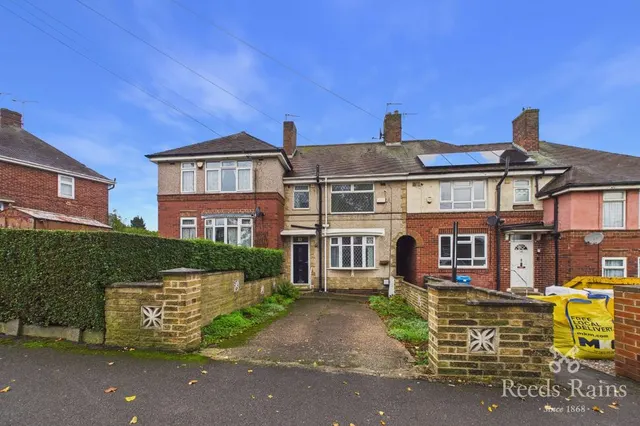 Nethershire Lane, Sheffield, S5, photo 1