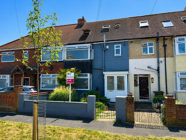 Dunkeld Road, Gosport, photo 1