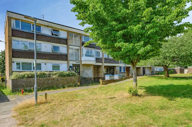 Livingstone Walk, Hemel Hempstead, photo 1