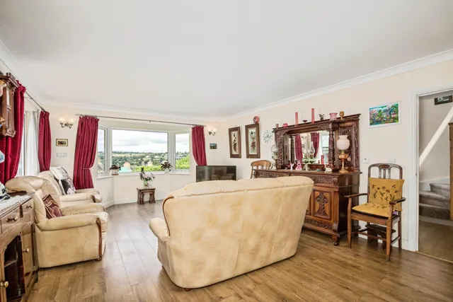 Penlon Road, Newcastle Emlyn, SA38, photo 2