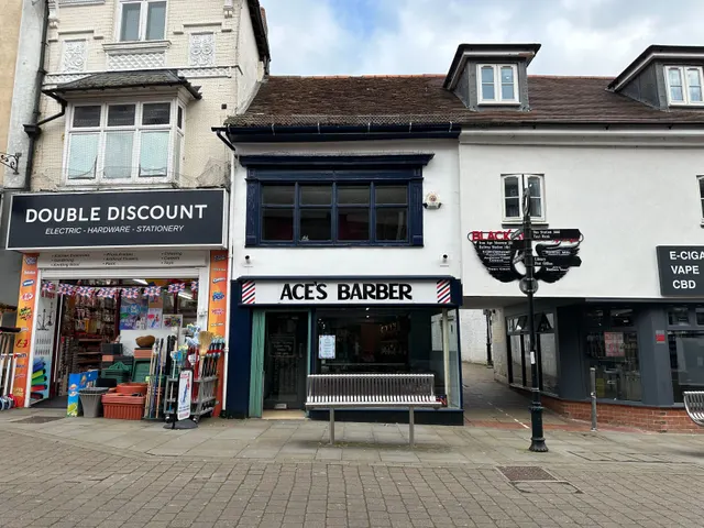 High Street, Andover, SP10, photo 1