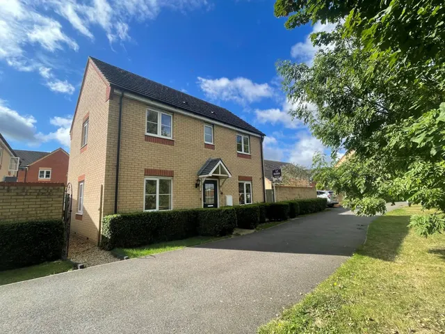 Shelsley Walsh Rise, Bourne, PE10, photo 1