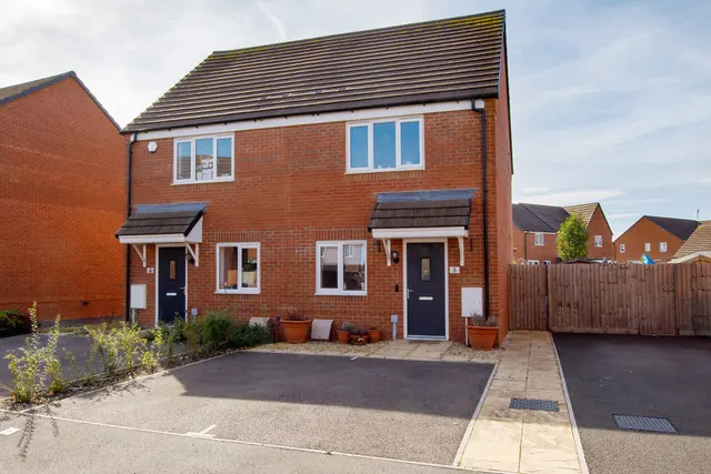Upperfield Road, Warwick, CV34, photo 1