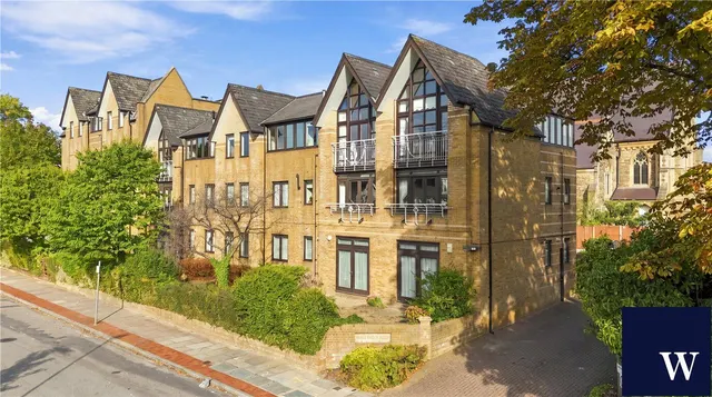 Hamilton Square, Finchley, N12, photo 1