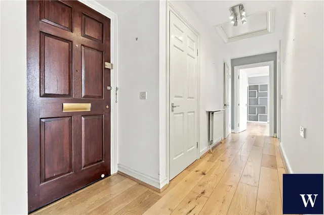 Hamilton Square, Finchley, N12, photo 2
