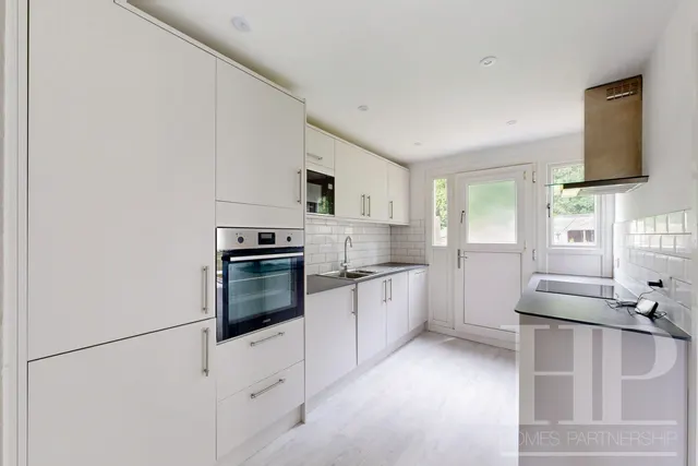 Lindgren Walk, Crawley, RH11, photo 2