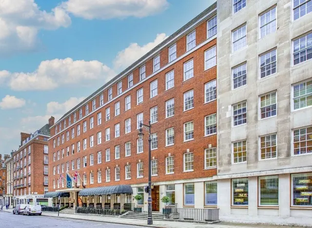 Grosvenor Square, Mayfair, W1K, photo 1