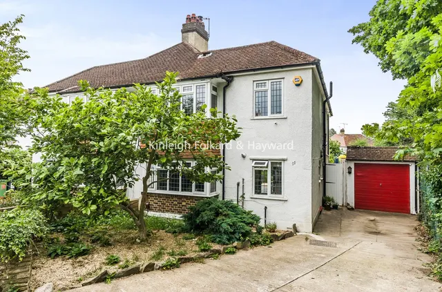 Dene Close, Hayes, Kent, BR2, photo 1