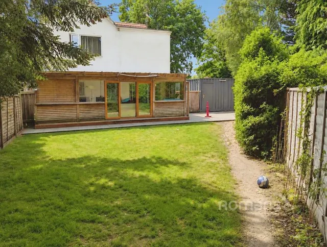 Coleford Bridge Road, Mytchett, GU16, photo 2