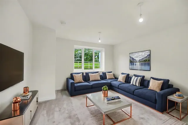 Coventry Lane, Bramcote, NG9, photo 3