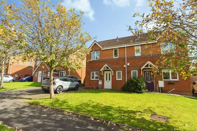 Martindale Crescent, Middleton, M24, photo 1