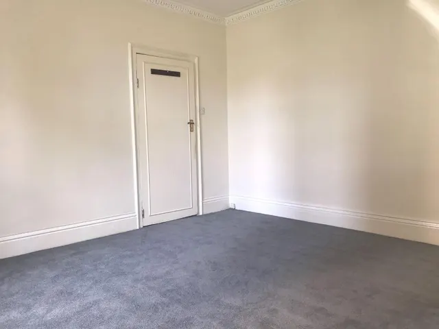 Bensham Avenue, Gateshead, NE8, photo 3