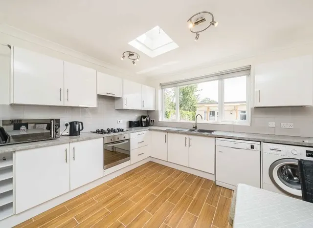 Photo 3 — Gospatrick Road, Tottenham, N17