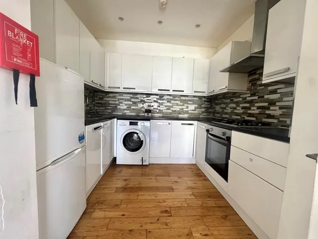 Albert Road, Orpington BR5, photo 1