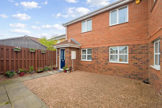 Bell Court, Falkirk, Fk2 9GE, photo 1