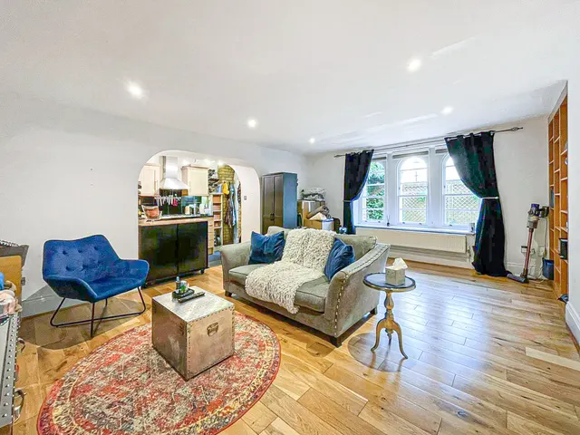 London, N11, photo 3
