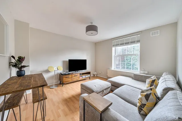 Photo 2 — Flat 28, Grace House Vauxhall Street, London, London, SE11 5RW