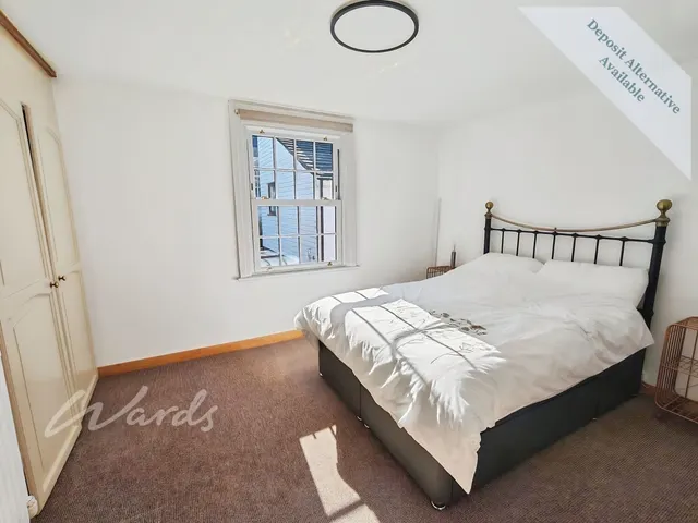 Church Hill Shepherdswell, CT15, photo 2