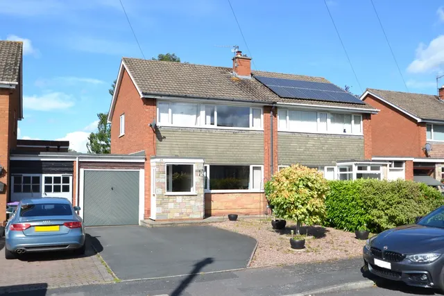 Nelson Way, Muxton, photo 1