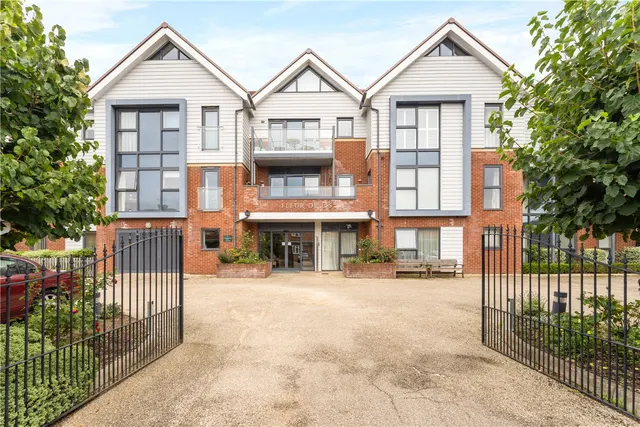 Duttons Road, Romsey, SO51, photo 1