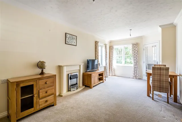 Leatherhead Road, Ashtead, KT21, photo 3