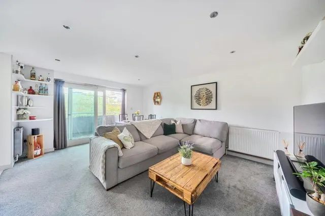 Photo 3 — Nelson Street, Southampton, SO14