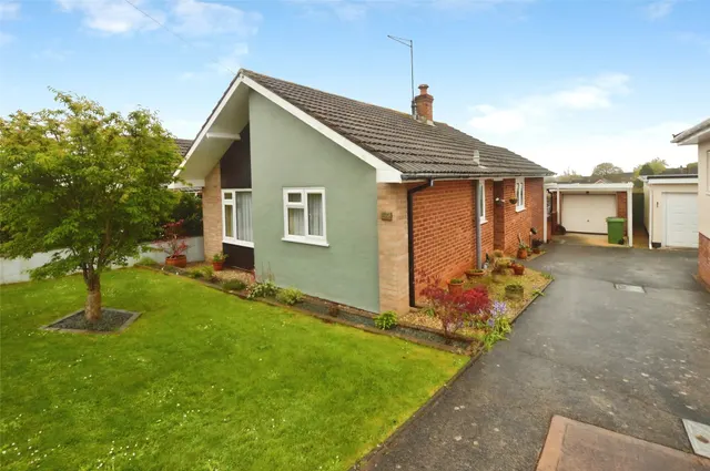 Chancellors Way, Beacon Heath, Exeter, Devon, EX4