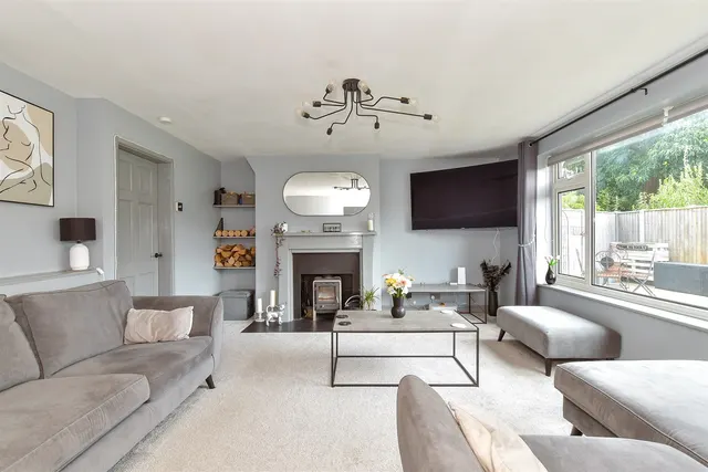 Marden Avenue, Chichester, PO19, photo 3
