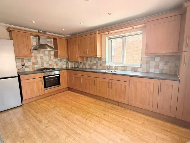 Photo 3 — Kirkwood Grove, Medbourne, Milton Keynes, Buckinghamshire, MK5 6FP