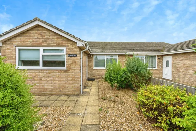 Belvoir Walk, Bedford, Bedfordshire, MK41, photo 1