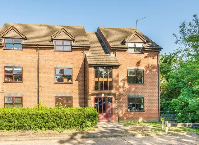 Butterfield Close, Twickenham, TW1, photo 1