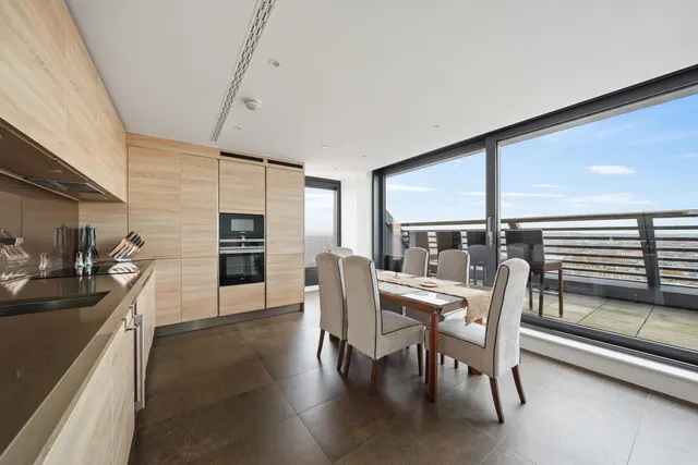 Photo 3 — Chronicle Tower, City Road, EC1V
